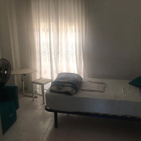 Malaga Habitacion En Apartamento Carlos Haya Lejlighed Eksteriør billede