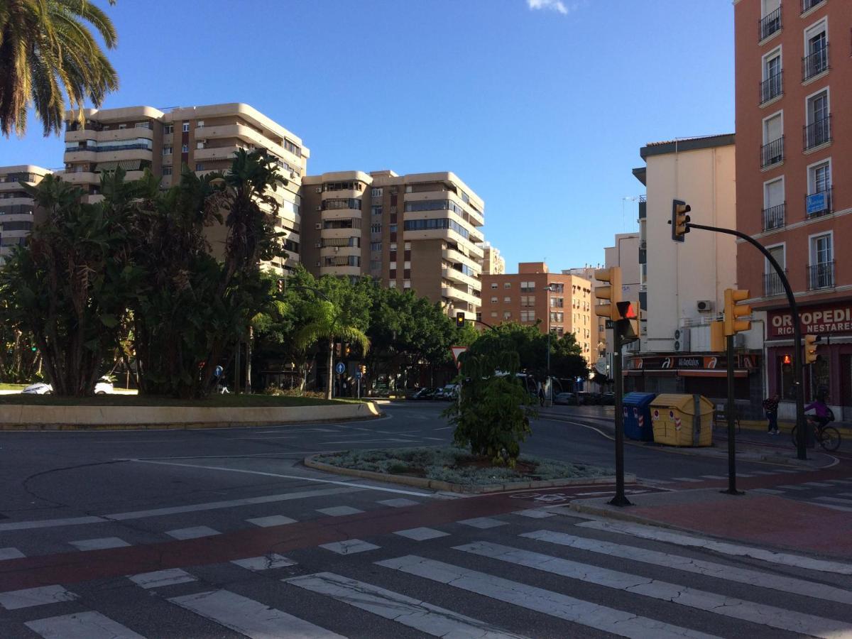 Malaga Habitacion En Apartamento Carlos Haya Lejlighed Eksteriør billede