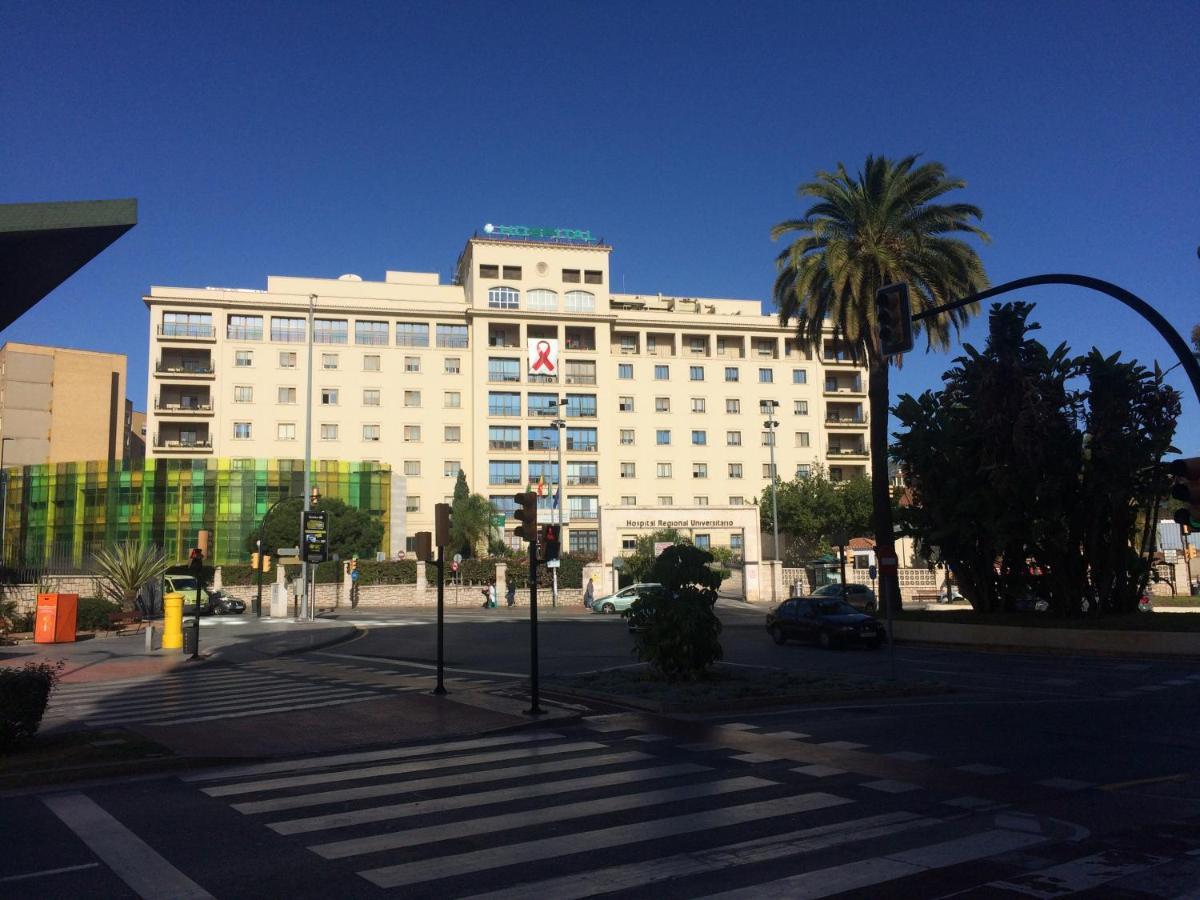 Malaga Habitacion En Apartamento Carlos Haya Lejlighed Eksteriør billede